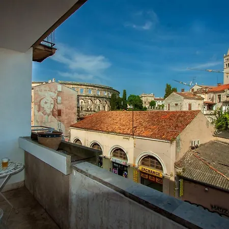 Apartman Colosseum Appartamento