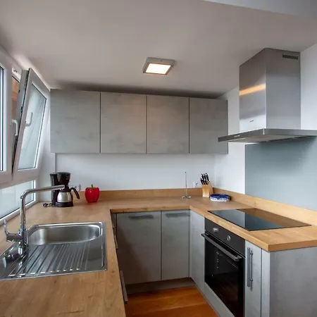 Apartman Colosseum 풀라