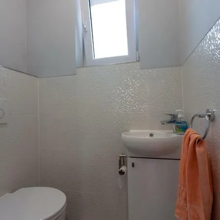 Apartman Colosseum 公寓